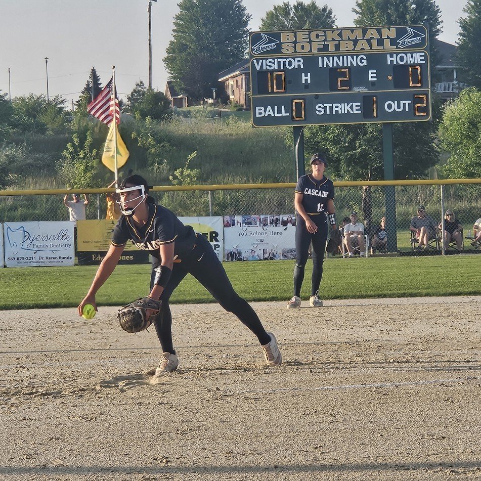 CougarsCascade's tweet photo. Cougars win! Softball defeats Beckman in the regional final and advances to @IGHSAU state! Congratulations, ladies! Go Cougars! #chscougs #wdbqschools https://t.co/N6LTL1VCDO