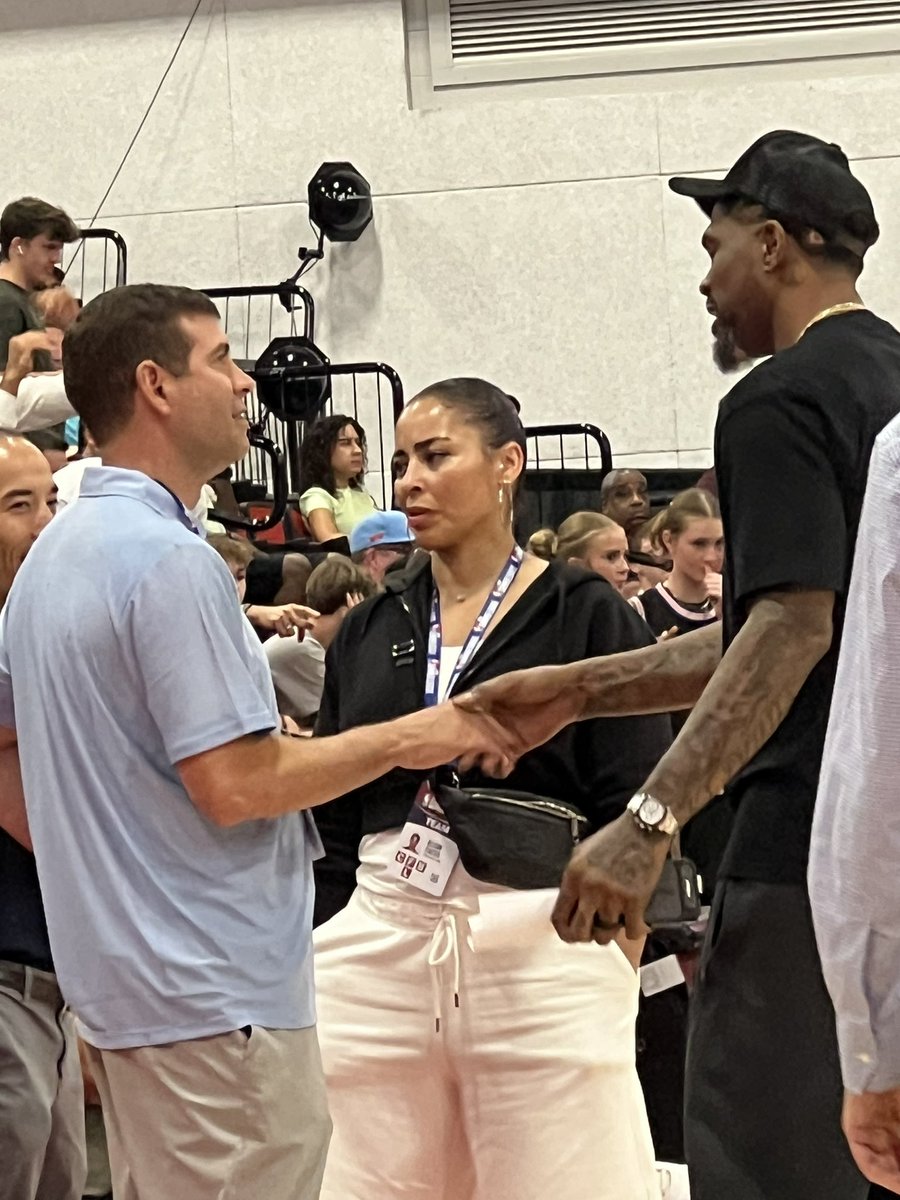 Brad Stevens having a conversation with former #Heat enforcer Udonis Haslem. #Celtics.