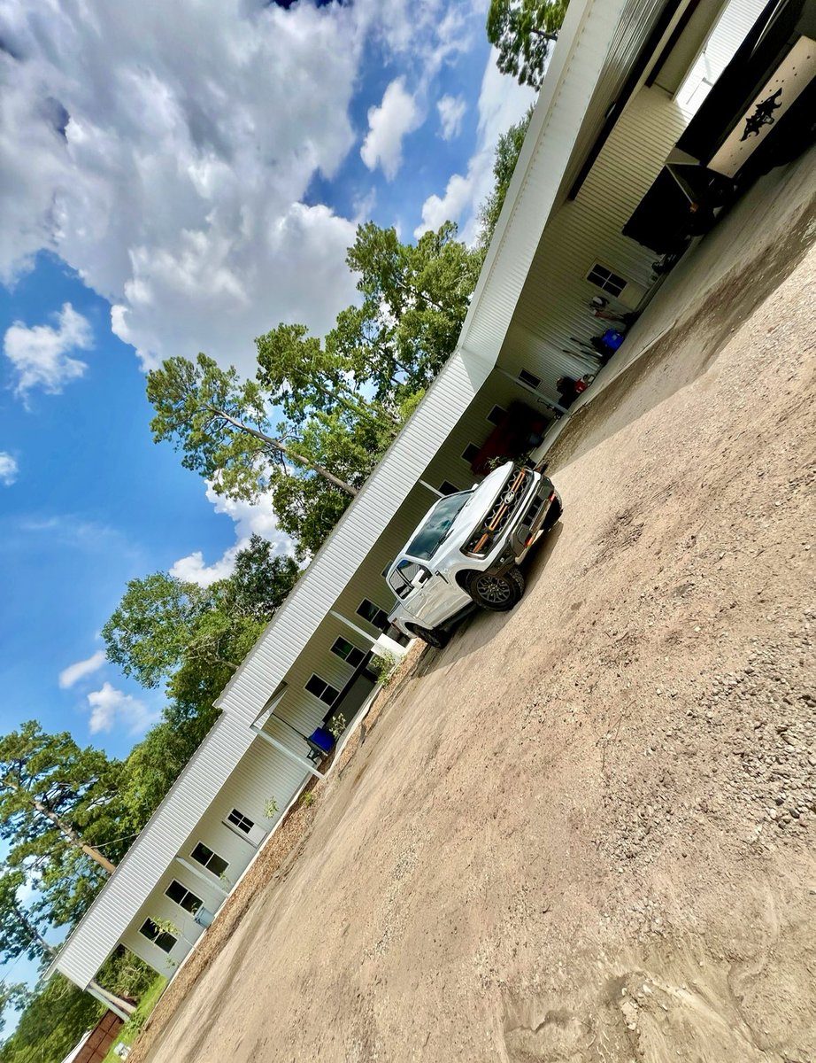 developassets's tweet image. I like big metal mansions and I cannot lie…