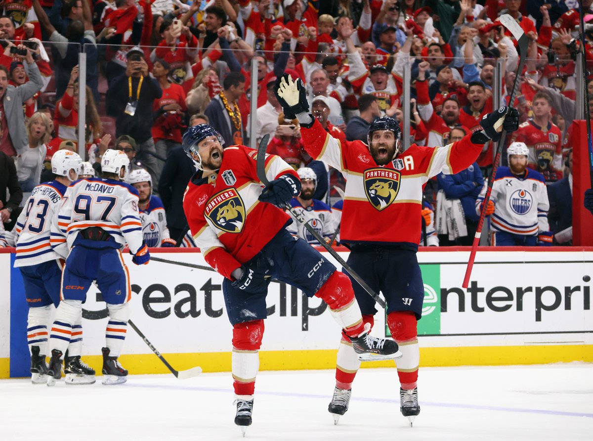 Jason_Wise's tweet image. Jazz Chisholm home run derby home runs: 3
Sam Reinhart goals in Game 6 of the SCF: 4