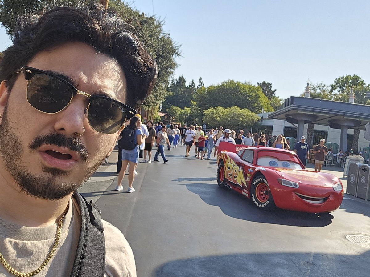 VilifiedPeanut's tweet image. My uber pulled up but they wouldn't let me vape so they kicked me out wtf