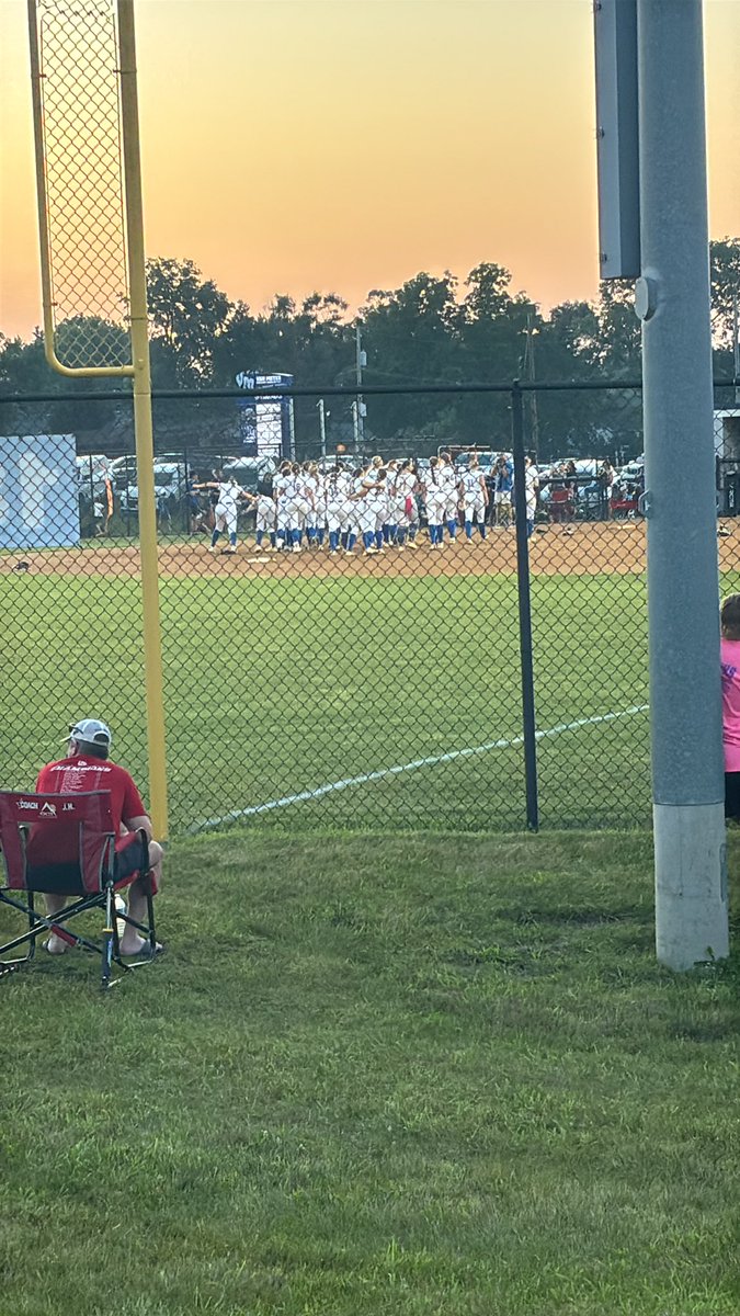 Deron Durflinger (@derondurflinger) on Twitter photo Congratulations to Coach Flaws and the <a href="/VMSoftball_/">Van Meter Softball</a> team on qualifying for its 4th straight state tournament after its 9-4 win over Audubon/EHK/Exira in a 2A title game rematch from โ24. Lots of grit shown after falling behind 3-1 in the 4th. #winnerswin #rolldawgs #vanmeter Congratulations to Coach Flaws and the <a href="/VMSoftball_/">Van Meter Softball</a> team on qualifying for its 4th straight state tournament after its 9-4 win over Audubon/EHK/Exira in a 2A title game rematch from โ24. Lots of grit shown after falling behind 3-1 in the 4th. #winnerswin #rolldawgs #vanmeter