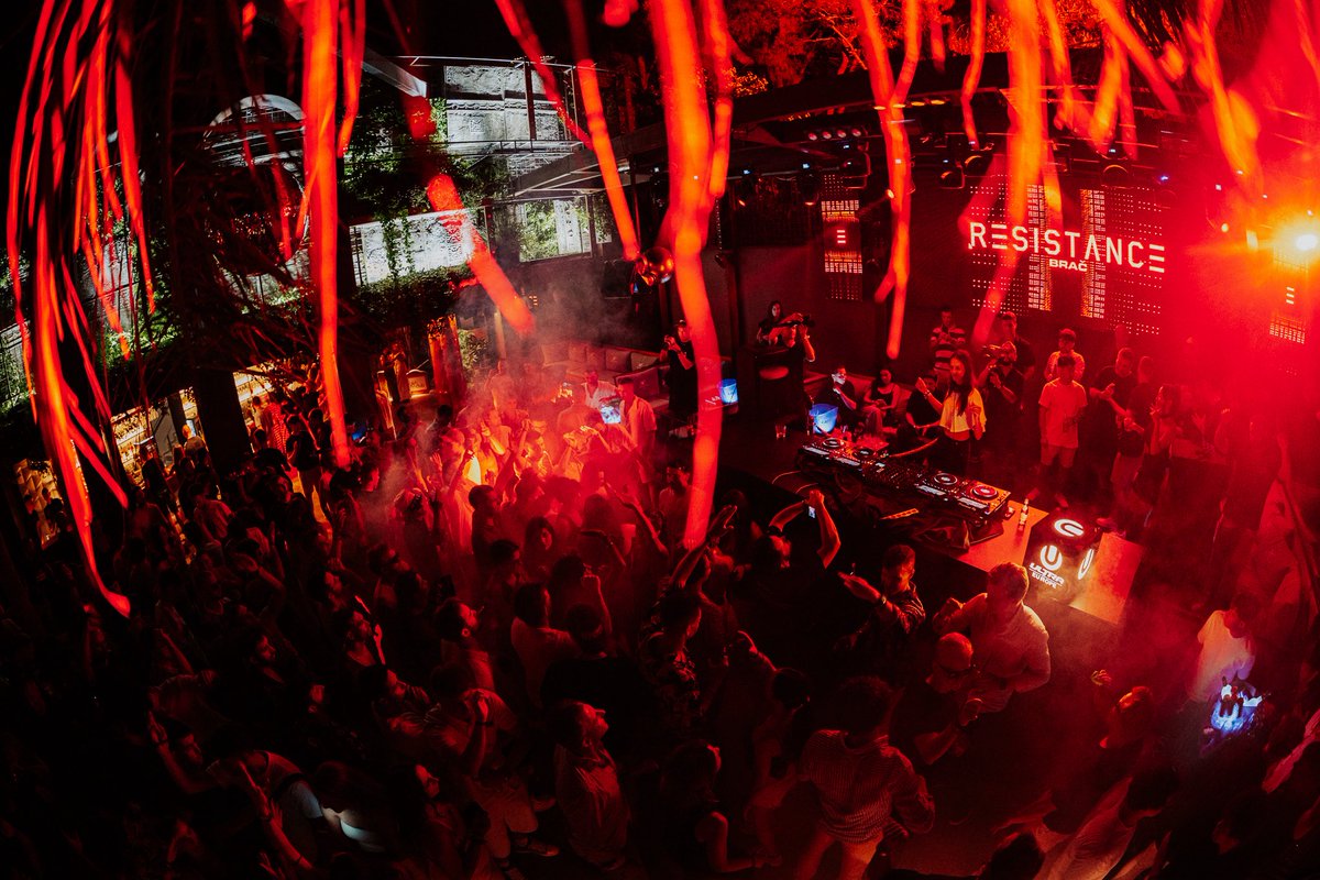 UltraEurope's tweet image. Hypnotic. Powerful. @BrinaKnauss