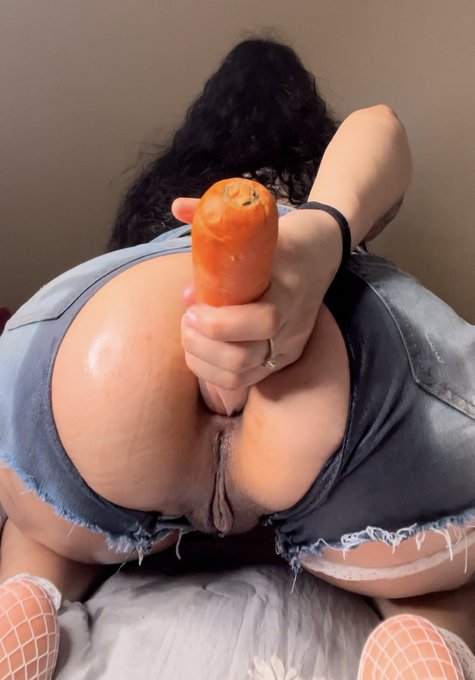 Watch ¢нιηα נαι 🫦's leaked NSFW photo on TwXstars