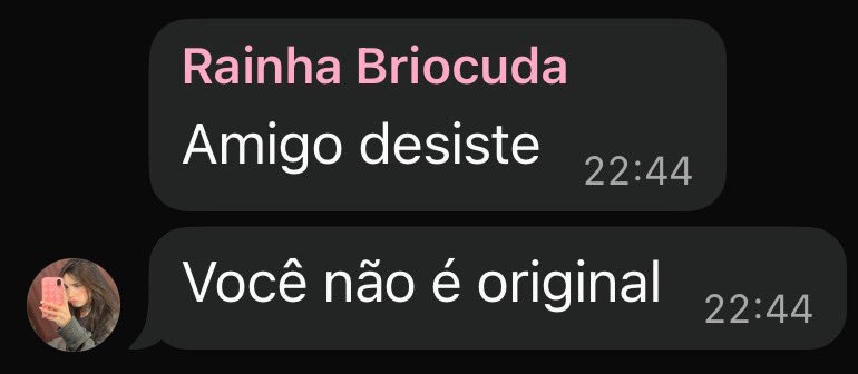 bribricervo's tweet photo. ‧₊ ᵎᵎ ❄️ ⋅ ˚✮  

  Bribrizinha Via 🫧 
“Amigo desiste 
 Você não é original” https://t.co/Lvzo550OUe