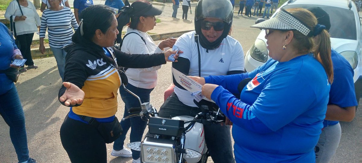 La Ruta electoral es el único camino para  seguir con una buena gestión como la estamos viviendo  en el municipio Lagunillas,  hoy #14DeJulio desde la Carretera K con Av 34 estuvimos en una Toma de Esquina para enseñar  como #Votar este #27DeJulio.

<a href="/untlags/">UNT Lagunillas</a> 
<a href="/somosuntzulia/">Un Nuevo Tiempo Zulia</a>