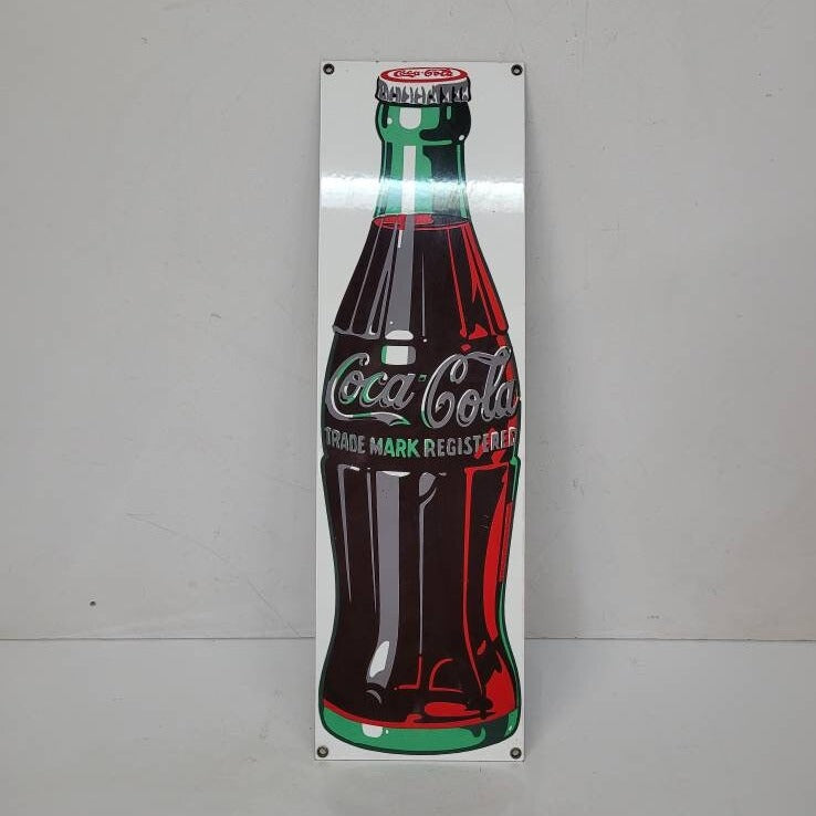 arlissbryant's tweet photo. Vinatge Porcelain Enameled Coca-Cola sign Malt Shop Advertising Decor https://t.co/wwsuGQM5o9 #Shopify #WainfleetTradingPost #TinSign https://t.co/g1PtP5bRXx