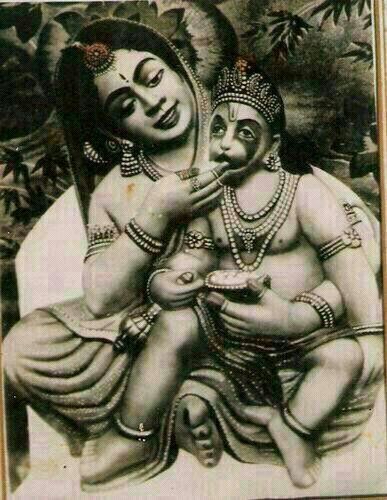 क्या माता अंजनी और अप्सरा एक ही है ??

पिछले जन्म में अप्सरा थी हनुमानजी की माता अंजनी पढ़े एक पौराणिक कथा।

माता अंजनी से हनुमान के जन्म की कथा तो सबने सुनी है लेकिन बहुत कम लोग जानते हैं आता अंजनी इंद्र के दरबार में अप्सरा थीं। 

Thread 🧵अंत तक जरूर पड़े 👇👇