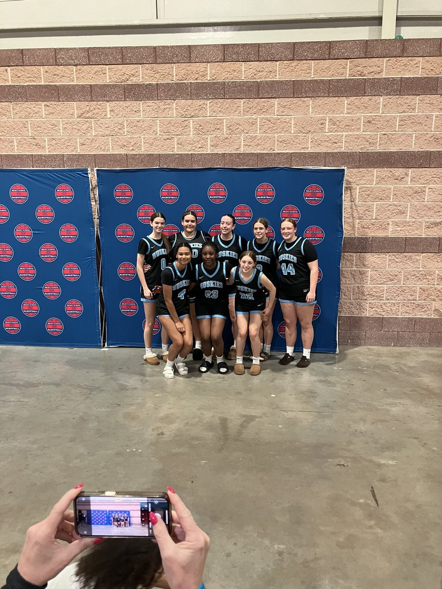 We went 2-0, however we came in second in our bracket due to the point differential. Come see the 2027 Mass Huskies on Court 27 at 9:12 tomorrow, July 15th for the championship games!