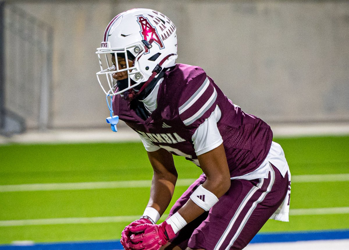 Defensive Back specialist Jalil Johnson goes in depth on Houston pledge Mudassir Abdullah

🔗: 247sports.com/college/housto…