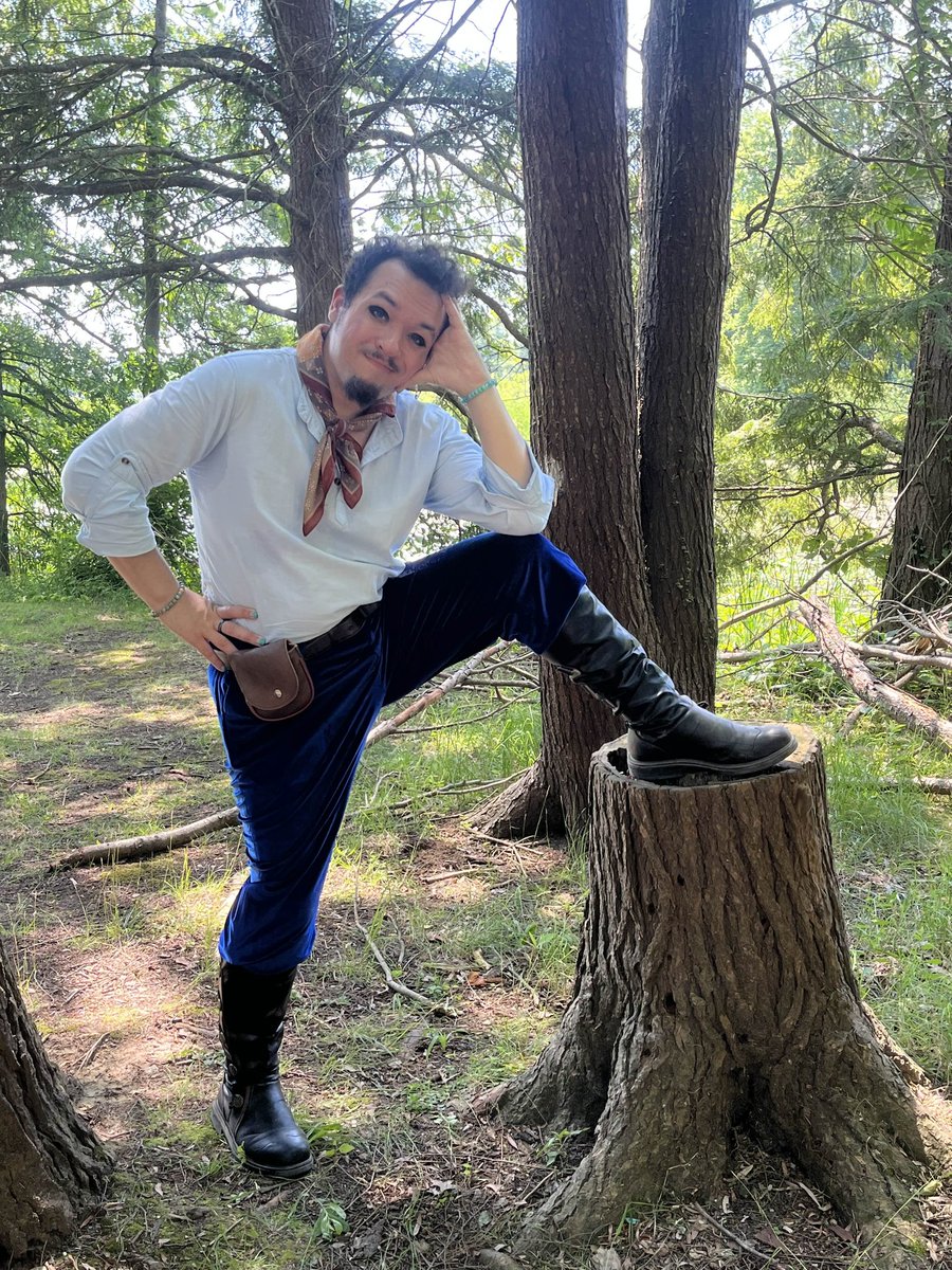 mysteryshackpod's tweet image. Happy International Non-Binary People's Day from your favorite lesbian swashbuckler comedian, Curator Charley