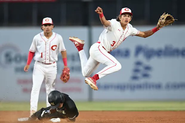 MitchBookLive's tweet image. California's terrific 20 taken in the 2025 MLB Draft
si.com/high-school/li…
In historic feat, Corona High School lands three in the first round; Eight 2025 California prep players go in first three rounds, 20 overall including fourth Panther to go in final round…