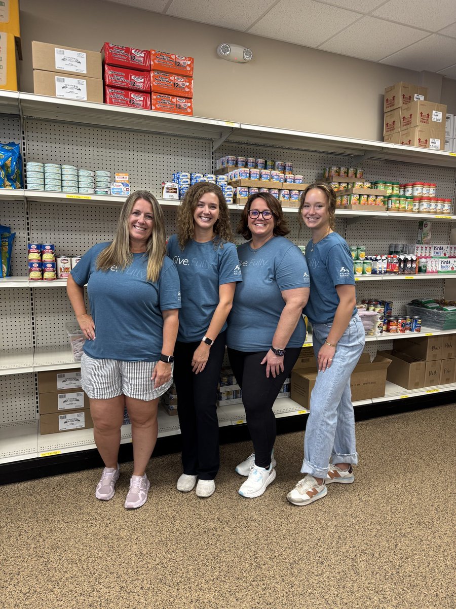 Harvest Compassion Center (@hccfeed1) on Twitter photo HCC welcomed a team of volunteers from <a href="/holmesmurphyins/">Holmes Murphy</a> to serve our clients! This group served 25 families & brought an incredibly positive energy to the center. Thank you, Holmes & Murphy, for creating your Give. Fully. philosophy and impacting communities across the country! HCC welcomed a team of volunteers from <a href="/holmesmurphyins/">Holmes Murphy</a> to serve our clients! This group served 25 families & brought an incredibly positive energy to the center. Thank you, Holmes & Murphy, for creating your Give. Fully. philosophy and impacting communities across the country!