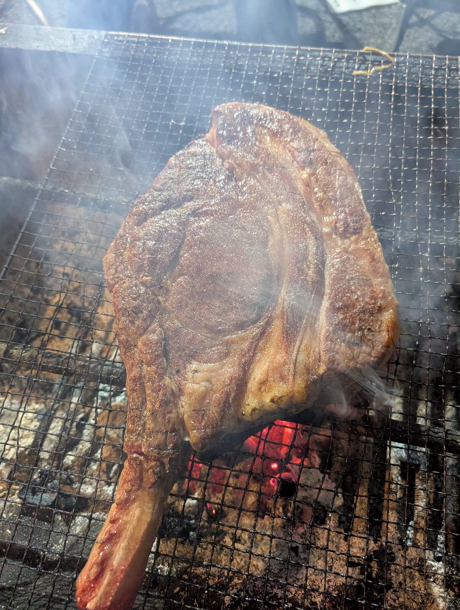DelishEasyDoor's tweet photo. 【残り47日…！】
お陰様で10名の方から支援をいただき77%の目標達成をできました！
残り23%頑張ります！
週末は大勢でキャンプに行き、#やみつきスパイス酒舞 をたくさん使ってもらえました😊
牛タンを始めとするお肉やピザにとても相性が良かったです🙌
#キャンプ飯 #スパイス #山椒 https://t.co/uChsqfVmnj