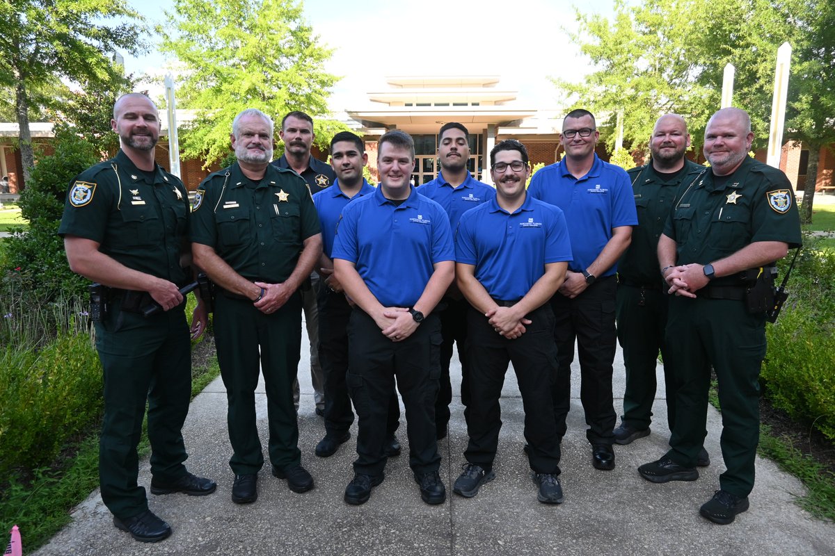WCSOFL's tweet image. Join us in congratulating the four newest members of the @WCSOFL family!
Recent graduates of the @nwfstatecollege Law Enforcement Academy will begin an in-house academy before moving on to our 16-week field training program.
Join us in welcoming the following trainees!
John…