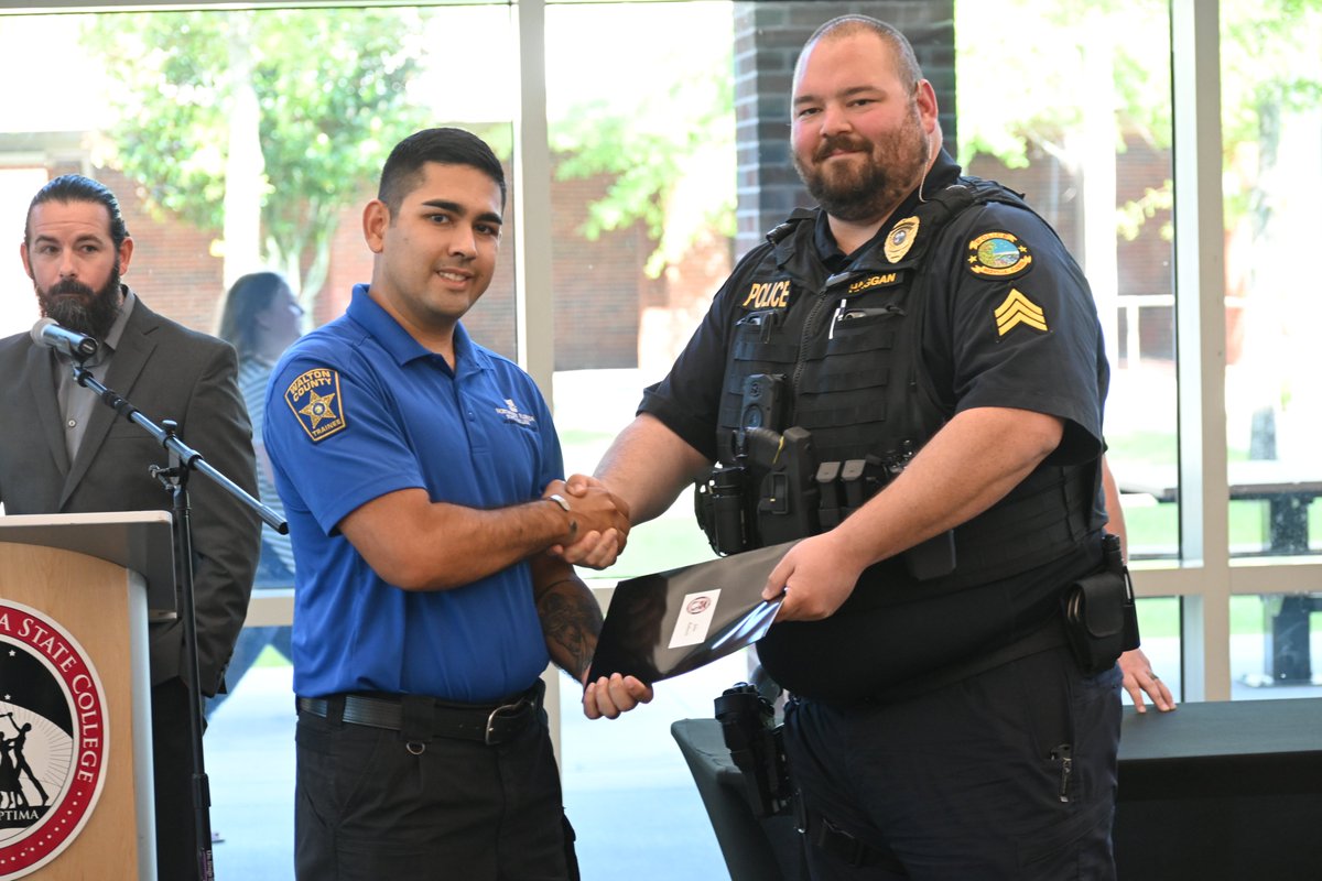 WCSOFL's tweet image. Join us in congratulating the four newest members of the @WCSOFL family!
Recent graduates of the @nwfstatecollege Law Enforcement Academy will begin an in-house academy before moving on to our 16-week field training program.
Join us in welcoming the following trainees!
John…