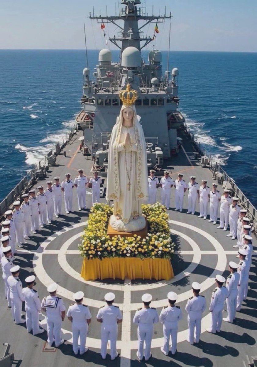 Santa María,
Estrella del mar,
Ruega por nosotros pecadores,
Amén 🙏🏻