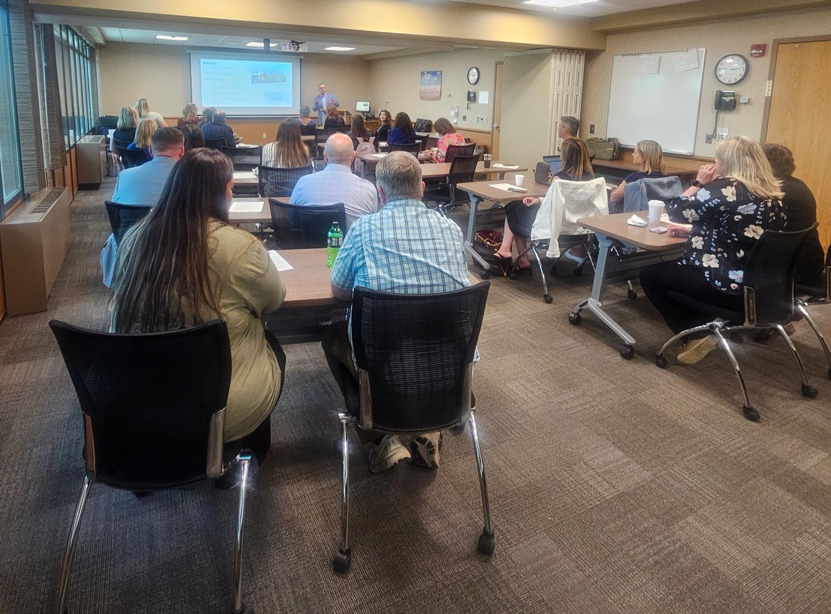 We just wrapped up the MUSE Big Sky Community Peer Group! Kindly hosted by Northern Montana Health Care in Havre, Montana, attendees were able to network and learn about AI, patient engagement, data governance, and more! 

Were you there? Let us know what you learned!⬇️