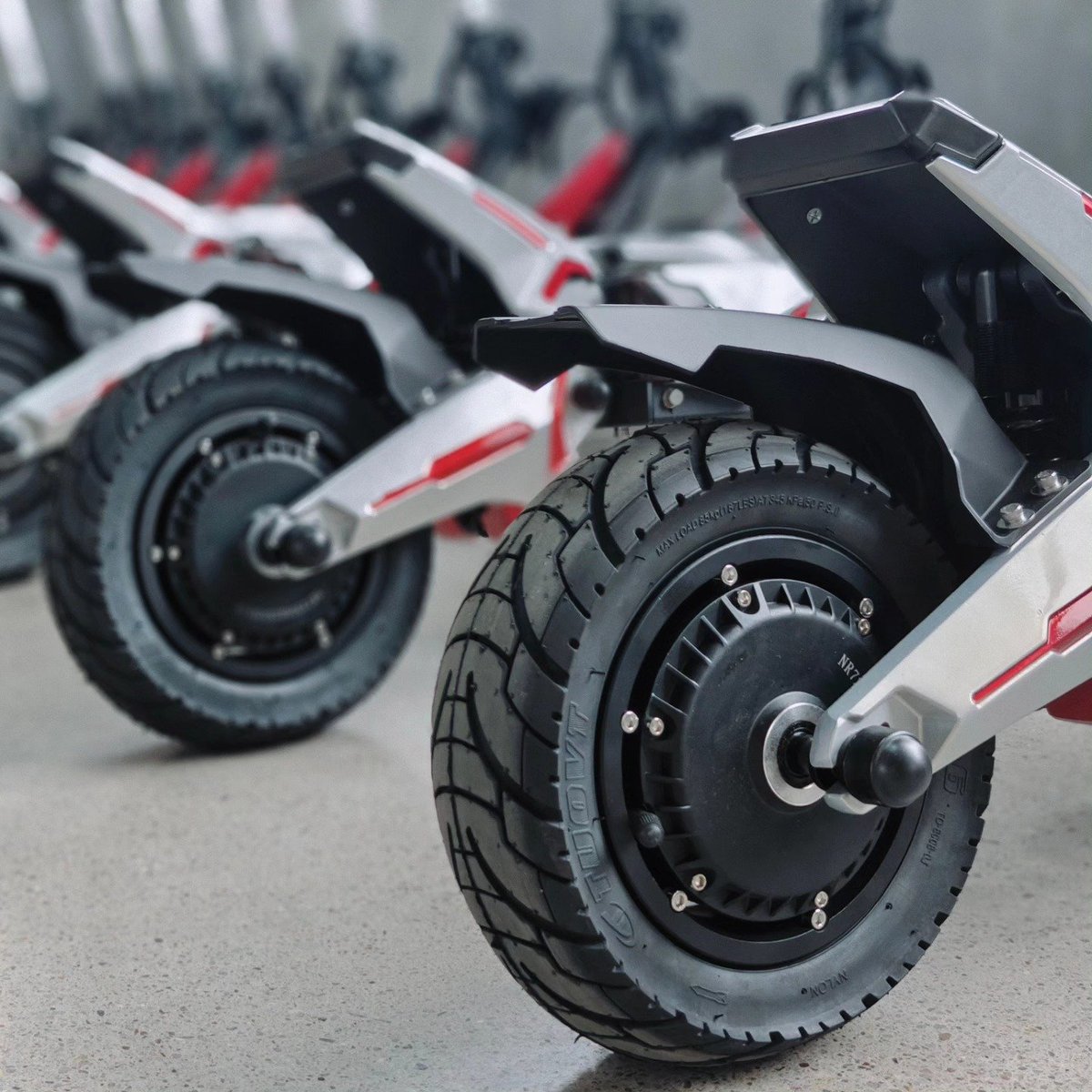 Power starts at the wheel — Nanrobot N6 72V doesn’t just roll, it rips
Every detail built for dominance — zoom in, then zoom out 🛴
🔗Check it out:
🛒 nanrobot.com/?ref=sale
🛒 amazon.com/nanrobot