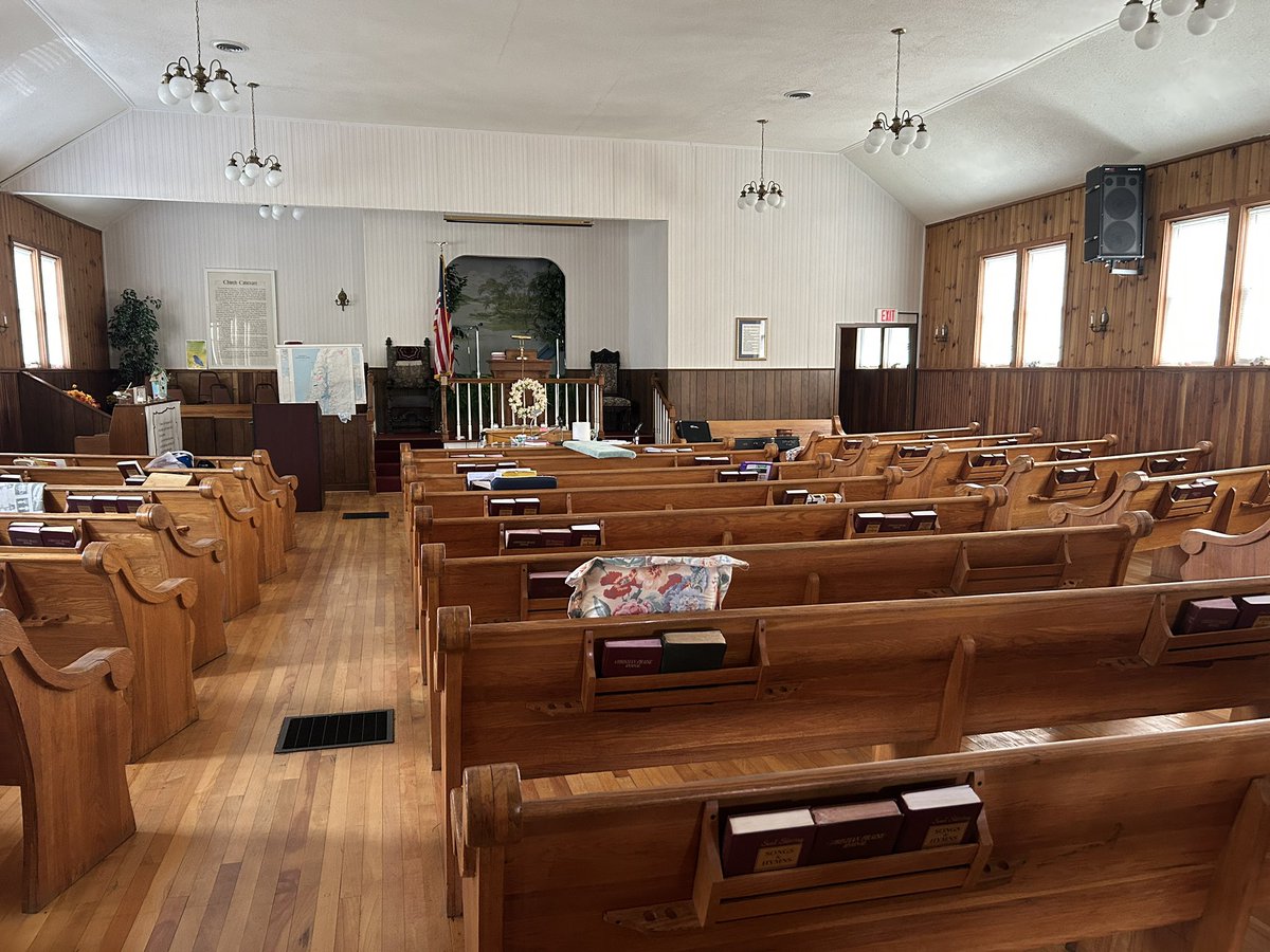AsherReddtv's tweet image. A Sunday church service in #Lexington, Kentucky turned violent when a gunman opened fire on his children’s family.
Guy House, 47, shot a #Ketucky state trooper during a traffic stop at the Blue Grass Airport. Police say House then stole a car and drove 16 miles across town to…