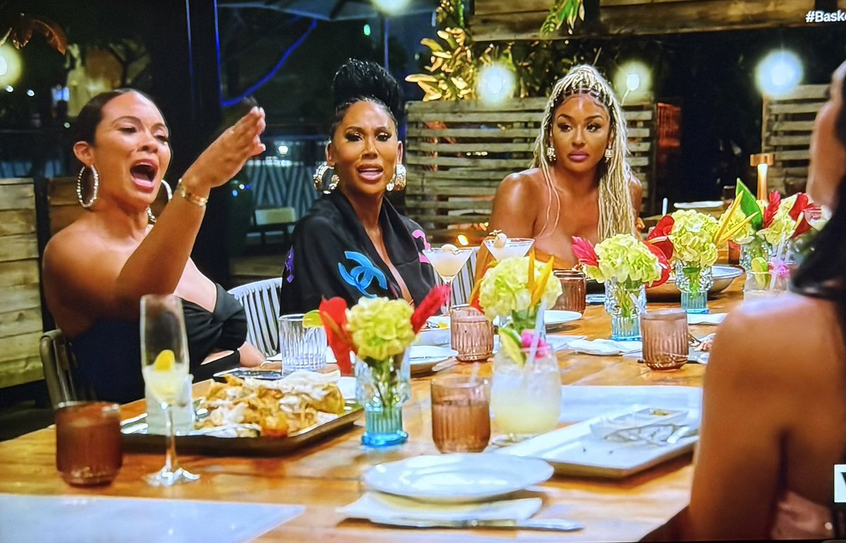 Stacey_monamour's tweet image. GET her EVELYN!!!! Oooooh been waiting on this!
#BasketBallWivesLA #BasketballWives