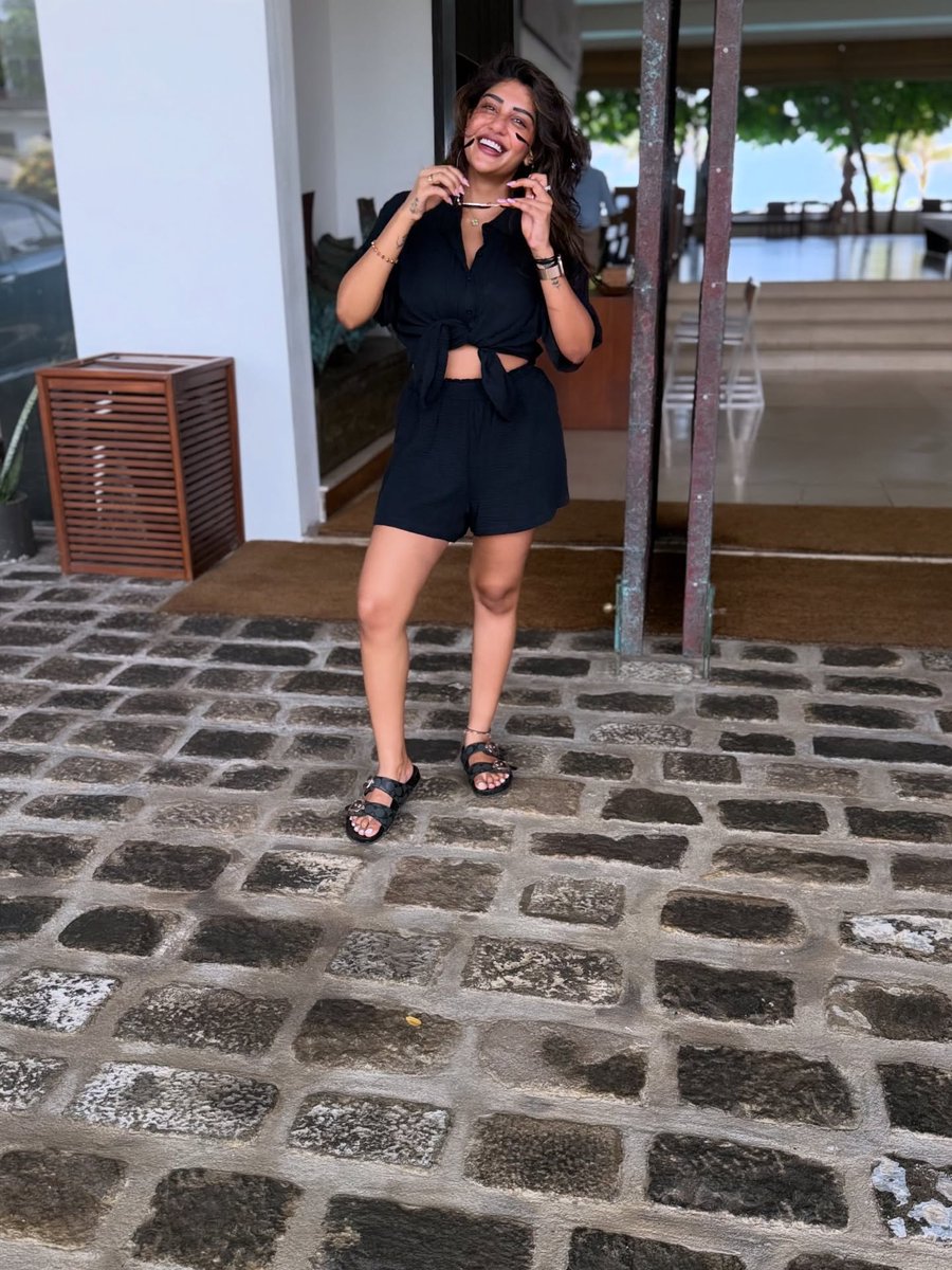 🖤