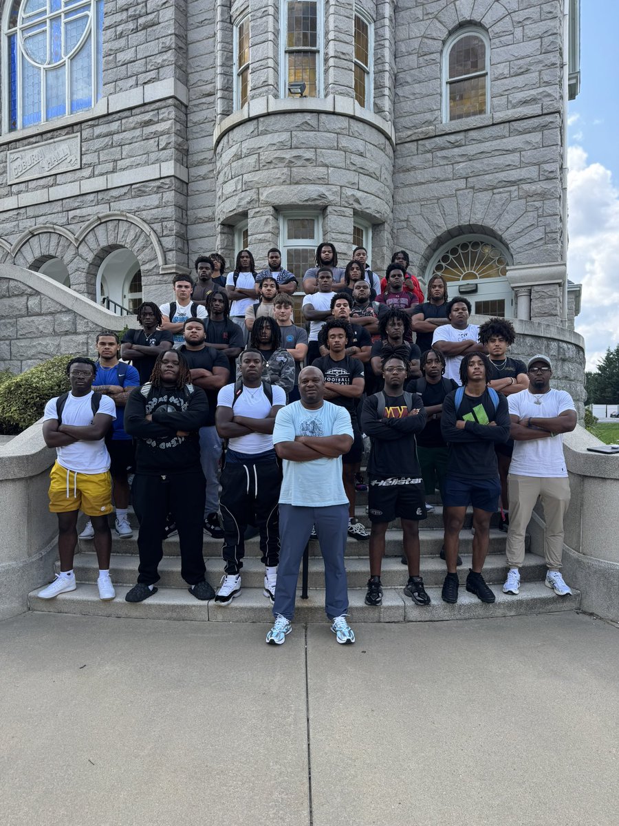 Freshman Class: Present and Accounted For. This group is going to be something special. Stay tuned. 🔥👀
#FutureIsNow #PantherPride #PLAY411