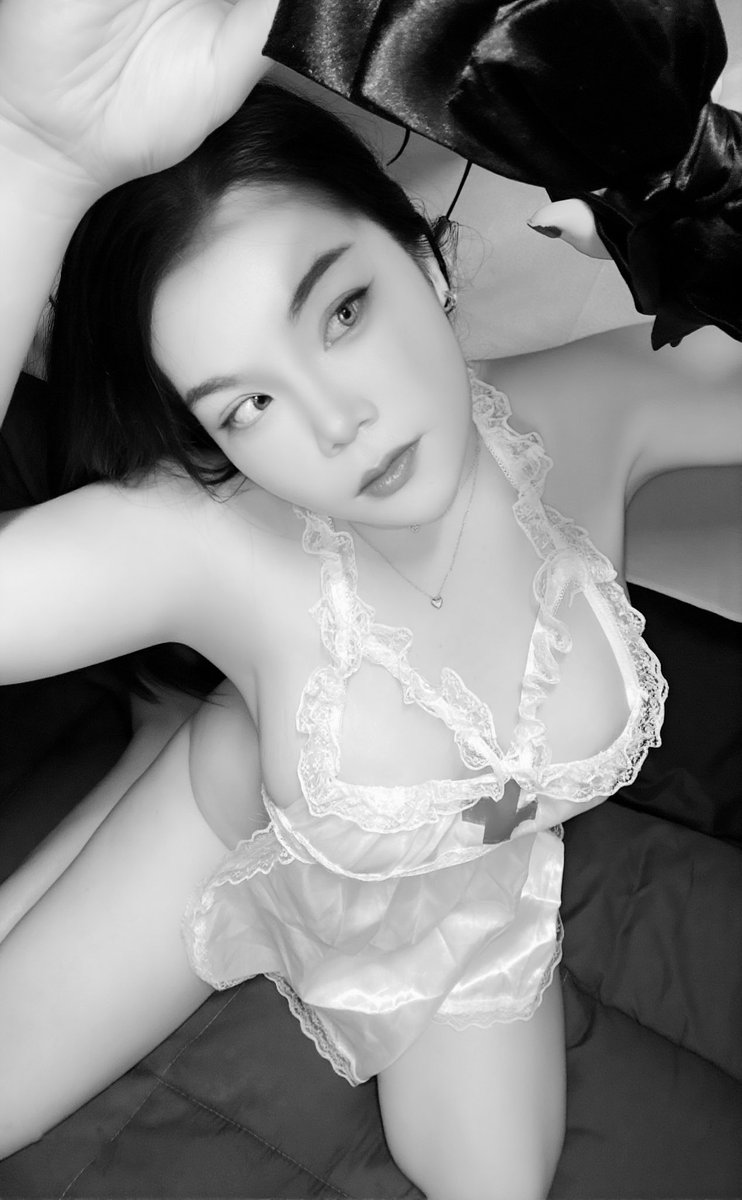 🤍F E R N 🖤 tweet media