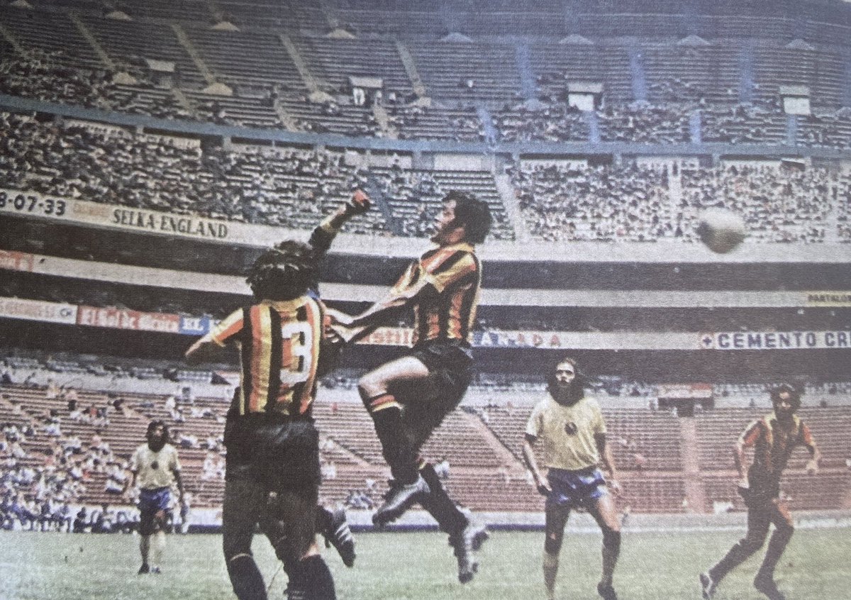 EL DÍA QUE DEBUTAMOS

“A 51 años del debut del equipo de la Universidad de Guadalajara en Primera División” 

🦁🎖️ #51AniversarioLeonesNegros 
Conoce más sobre un día como hoy, pero de 1974👉 🗞️ [NOTA]: leonesnegrosudg.mx/?q=noticia/el-…
