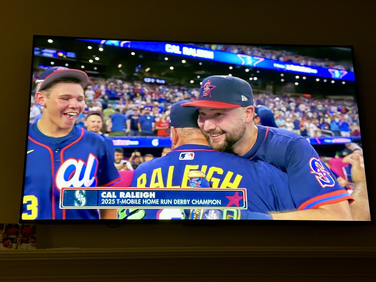 Incredible performance by Cal Raleigh tonight at the Home Run Derby⚾️🏟️🔥♨️⭐️🌟😎 <a href="/MLB/">MLB</a>