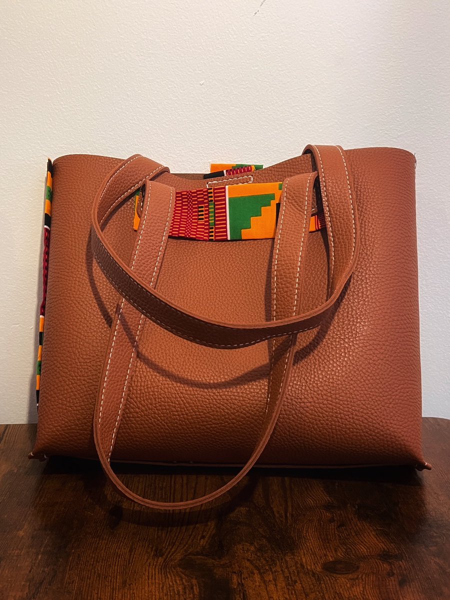 AkinyiApp's tweet photo. ✨ Limited Stock Alert! ✨Add a touch of African elegance to your day with our tot bag — beautifully crafted with vibrant African fabric to warm your spirit and elevate your style. Perfect everyday companion!
🛍️ Grab yours now from. Parents Place on the #akinyiapp @OmondiOloo_ https://t.co/RvKYSt6mLa