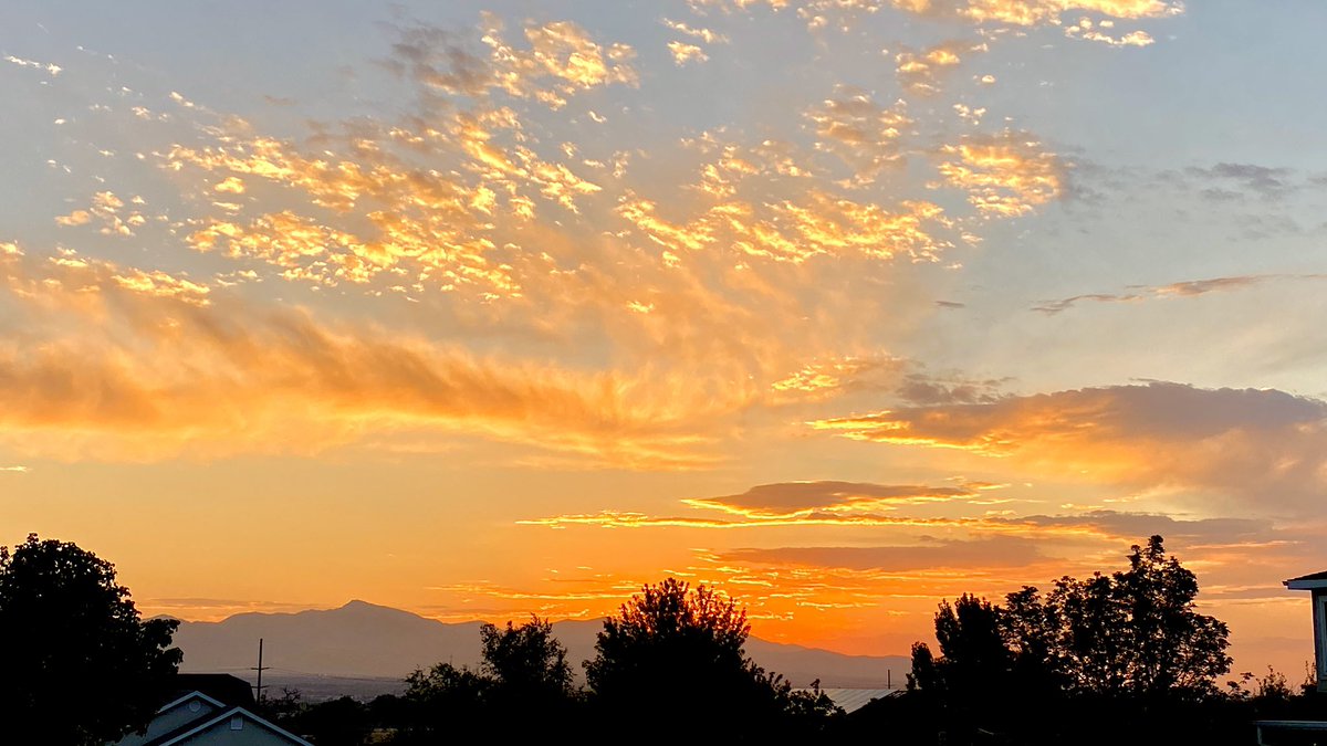 Brian Williams (@brianwusa) on Twitter photo Beautiful sunset while walking the pups ! <a href="/AlanaBrophyWX/">Alana Brophy</a> <a href="/NateLarsenWX/">Nate Larsen</a> <a href="/spunky_libra/">Angie Hunter</a> <a href="/dannahyer/">Andy Hyer</a> <a href="/UtahBamaFan/">Rick A.</a> <a href="/snflower500/">π»</a> <a href="/gracefulvibin/">Britt</a> <a href="/sportsnerd4life/">Brandon Bates π π β³οΈ βΎοΈ π₯ πΈ</a> Beautiful sunset while walking the pups ! <a href="/AlanaBrophyWX/">Alana Brophy</a> <a href="/NateLarsenWX/">Nate Larsen</a> <a href="/spunky_libra/">Angie Hunter</a> <a href="/dannahyer/">Andy Hyer</a> <a href="/UtahBamaFan/">Rick A.</a> <a href="/snflower500/">π»</a> <a href="/gracefulvibin/">Britt</a> <a href="/sportsnerd4life/">Brandon Bates π π β³οΈ βΎοΈ π₯ πΈ</a>