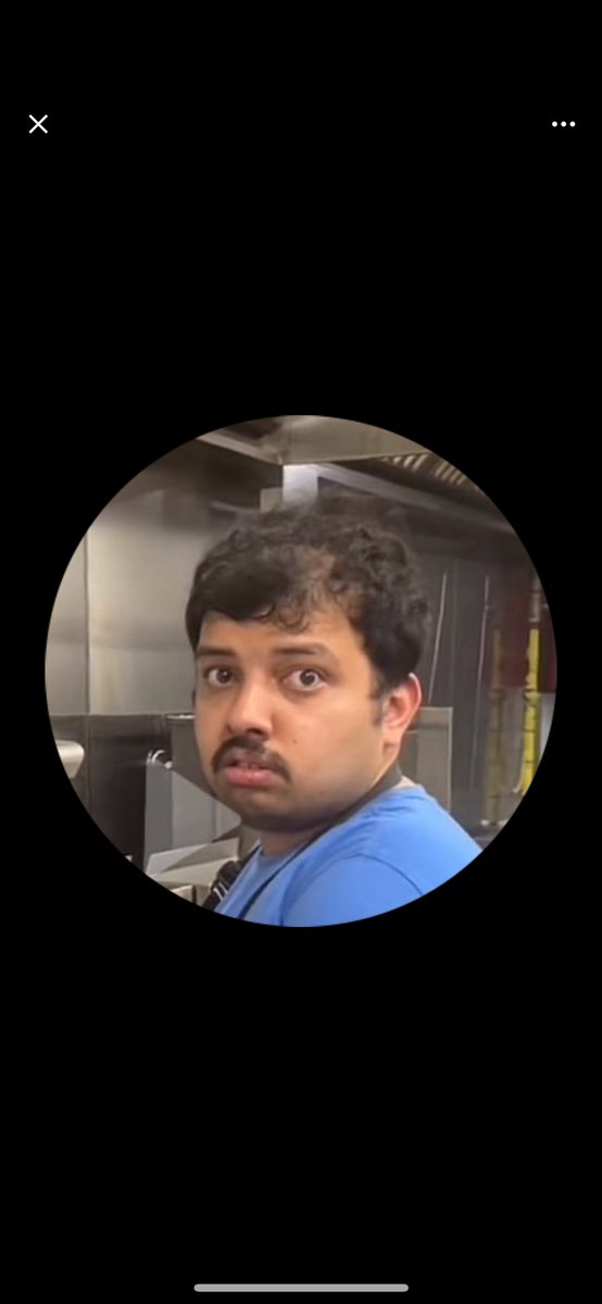 rodcatz's tweet photo. @HE18__ The butter chicken guy https://t.co/3fXRdmMJDR