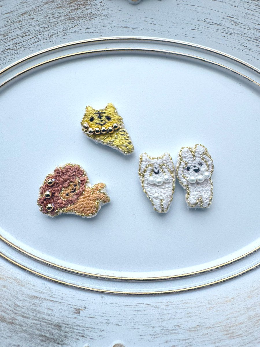 nonpicka's tweet image. 刺繍してます🪡
7/20 hmj 【E-76,77】 がま口作家のikedanaさん @ikedana_nao とでます🪡
出展します☺️💓
よろしくお願いいたします🍀
いつもありがとうございます❣️
@Lupopo_cafe