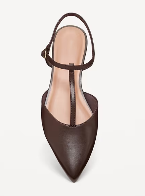 Kanwal_121's tweet image. Slide into summer☀️with effortless style!
These Platform Slide Sandals from Old Navy are comfy, chic, and perfect for every sunny step. 🩴✨
Snag yours now: go.magik.ly/ml/2etb0/

#OldNavy #SummerShoes #SlideIntoStyle #Sponsored