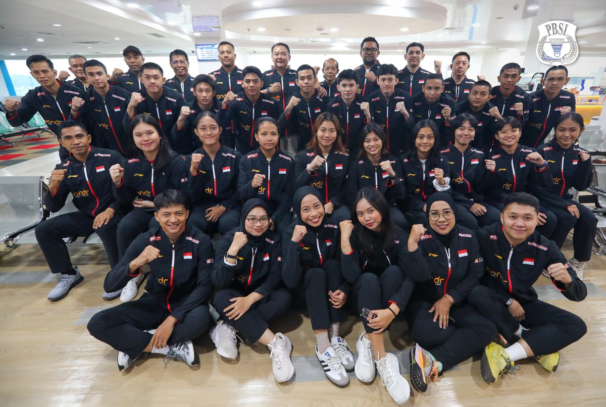 BADMINTON INDONESIA (@inabadminton) on Twitter photo Skuad beregu merah putih bertolak ke Solo untuk tampil di ajang WONDR by BNI Asia Junior Championships 2025.
Pertandingan beregu akan dihelat di Gor Indoor Manahan, Solo 18-22 Juli 2025.
Safe flight and good luck team ๐ฎ๐ฉ
#BadmintonIndonesia Skuad beregu merah putih bertolak ke Solo untuk tampil di ajang WONDR by BNI Asia Junior Championships 2025.
Pertandingan beregu akan dihelat di Gor Indoor Manahan, Solo 18-22 Juli 2025.
Safe flight and good luck team ๐ฎ๐ฉ
#BadmintonIndonesia