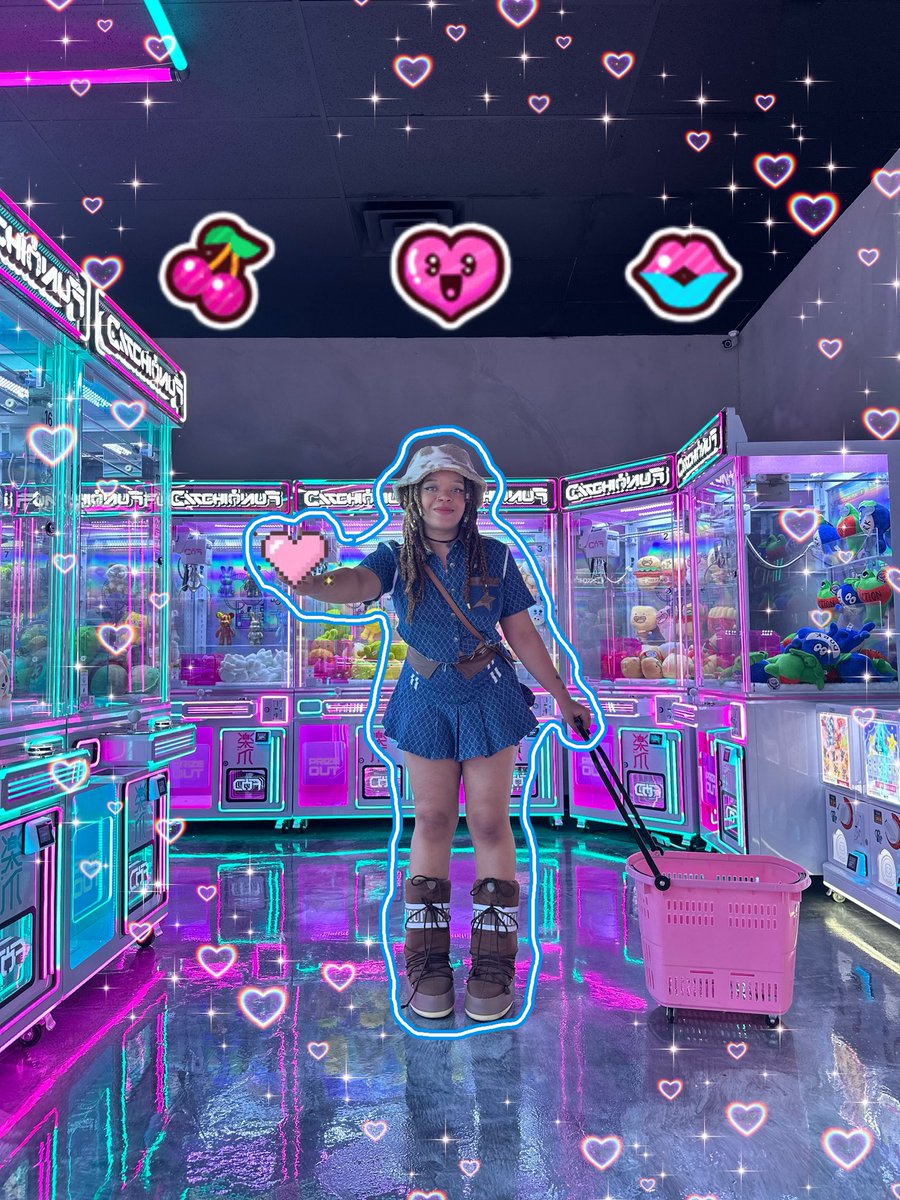 Found the CUTEST new arcade in Vegas! 🩵🌸⭐️