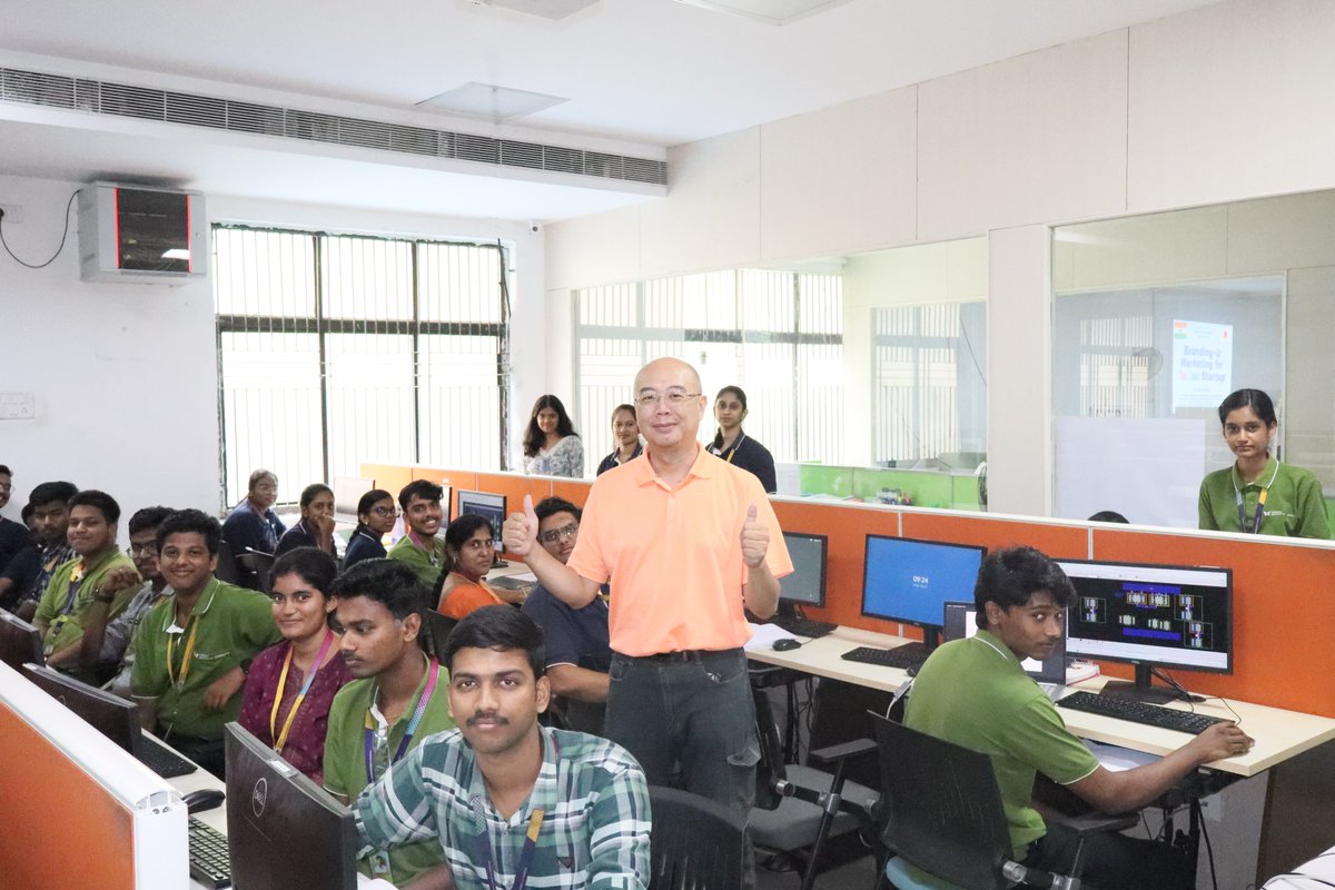 citchennai's tweet image. Highlights from the International Seminar on EDA Tools at #CITChennai

Dr. Lee from Taiwan University led a 5-day VLSI Tool Training &amp;amp; a faculty workshop on Open Source 3D Modelling.

A week of global insights, hands-on learning &amp;amp; innovation! 🌐💡

#VLSI #EDATools #3DModelling