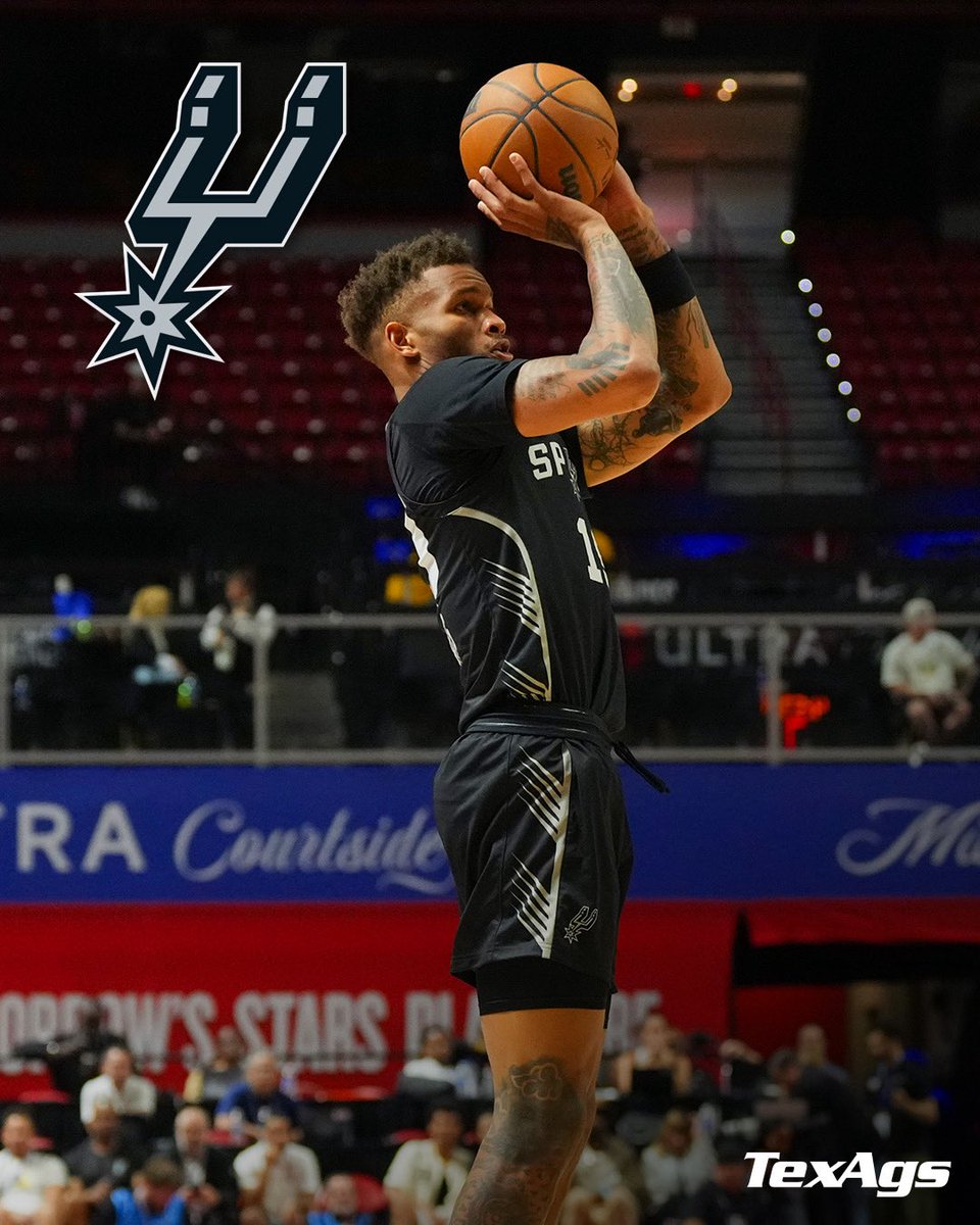 Dexter Dennis at the Summer League in a 93-91 (OT) win over the Jazz:

10 PTS, 3/4 3P, 4 REB, 1 STL, 1 BLK, +24 in 20 minutes 📊 

Dennis led the Spurs in 3P% for the second time in three games in Las Vegas 👍
