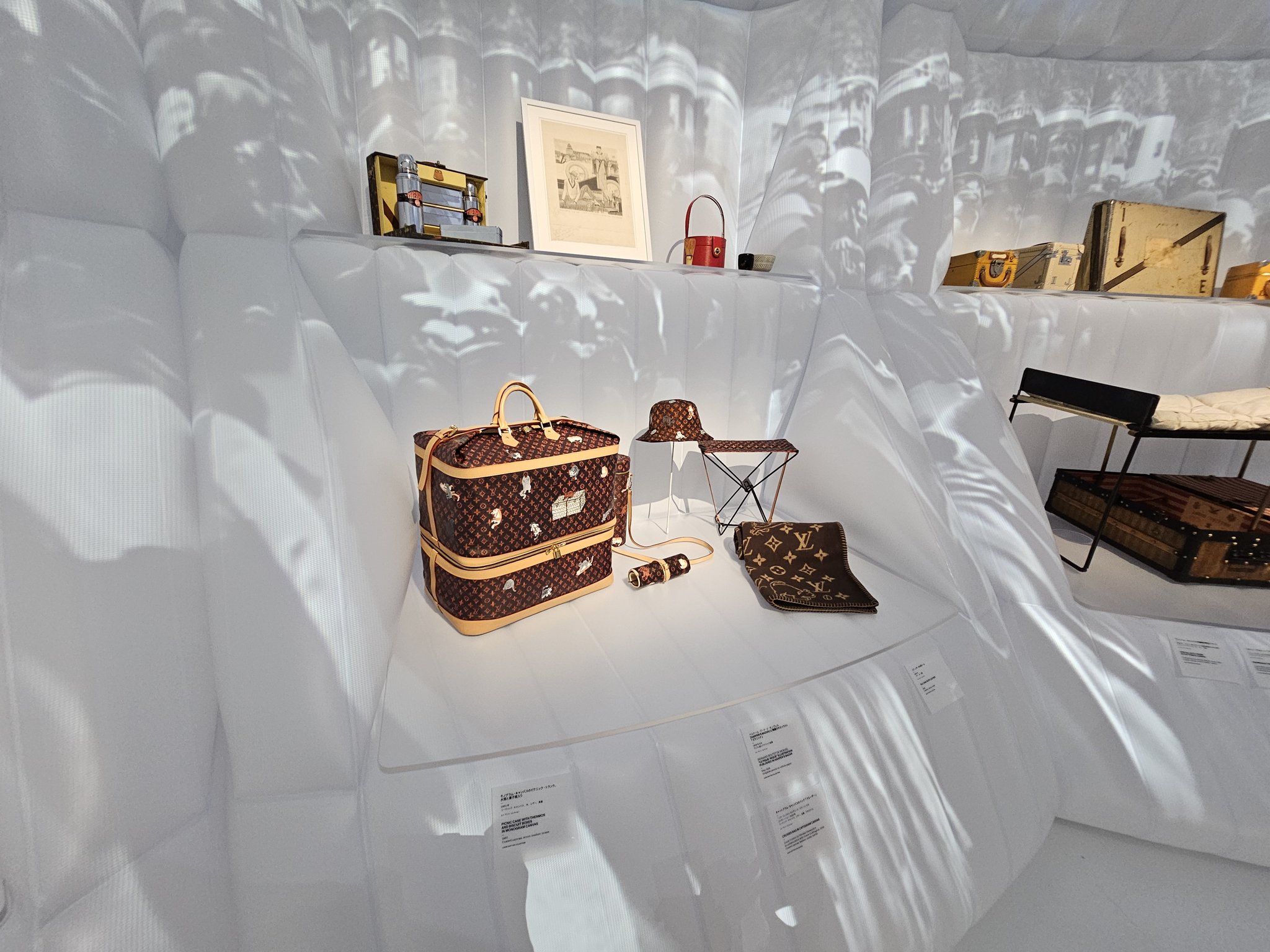 【未使用展示品】大人気モデル❣️モノグラム ジャイアント ジッピー ユニセックス 2025年最新】Yahoo!オークション -モノグラム ジャイアントの