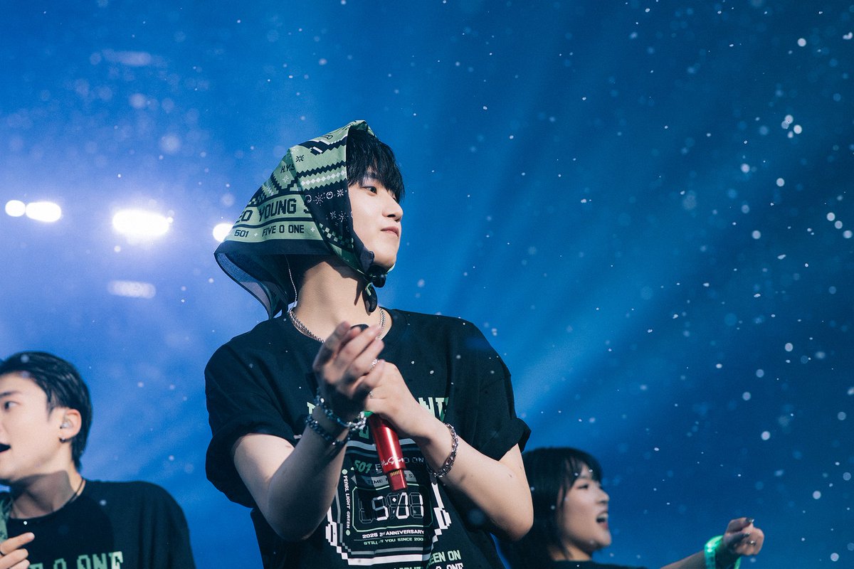 [IN SEOUL]

💌 영생
“소중한 추억 만들어줘서 고마워요. 우리가 함께한 시간은 늘 소중했고, 앞으로도 계속 함께할 거예요. 정말 고맙고 사랑합니다.”

#FIVE_O_ONE #FIVEOONE #파이브오원 #CONCERT
#KIMHYUNJOONG #HEOYOUNGSAENG #KIMKYUJONG