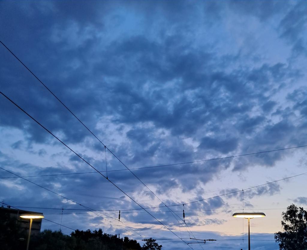 Good morning Tooniacs, we need strong drones to make shahed gone.