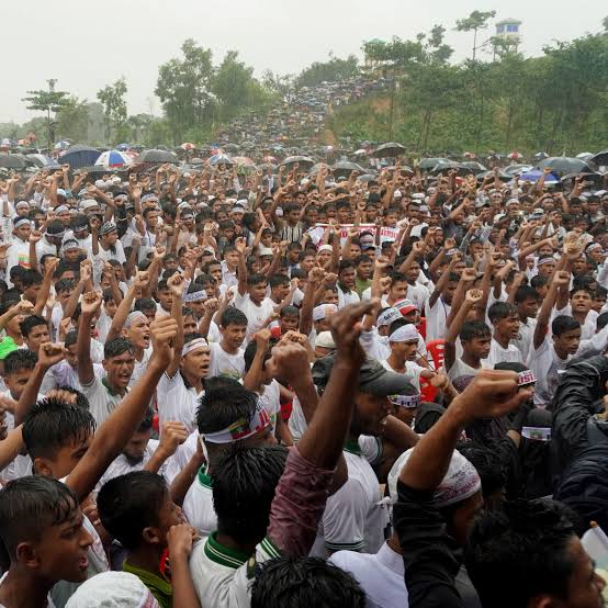 RRANforRohingya's tweet photo. Our struggle is not weakness. It’s power.
#PowerOfSurvivors #RohingyaHope #NeverGiveUp
Don’t silence young Rohingya voices—we are survivors and changemakers.
#YouthForJustice #LetUsSpeak #PowerInExile
Give us pens, not pity.
#BooksOverBegging #RohingyaEducation #YouthMatters https://t.co/adXbSnWYvT