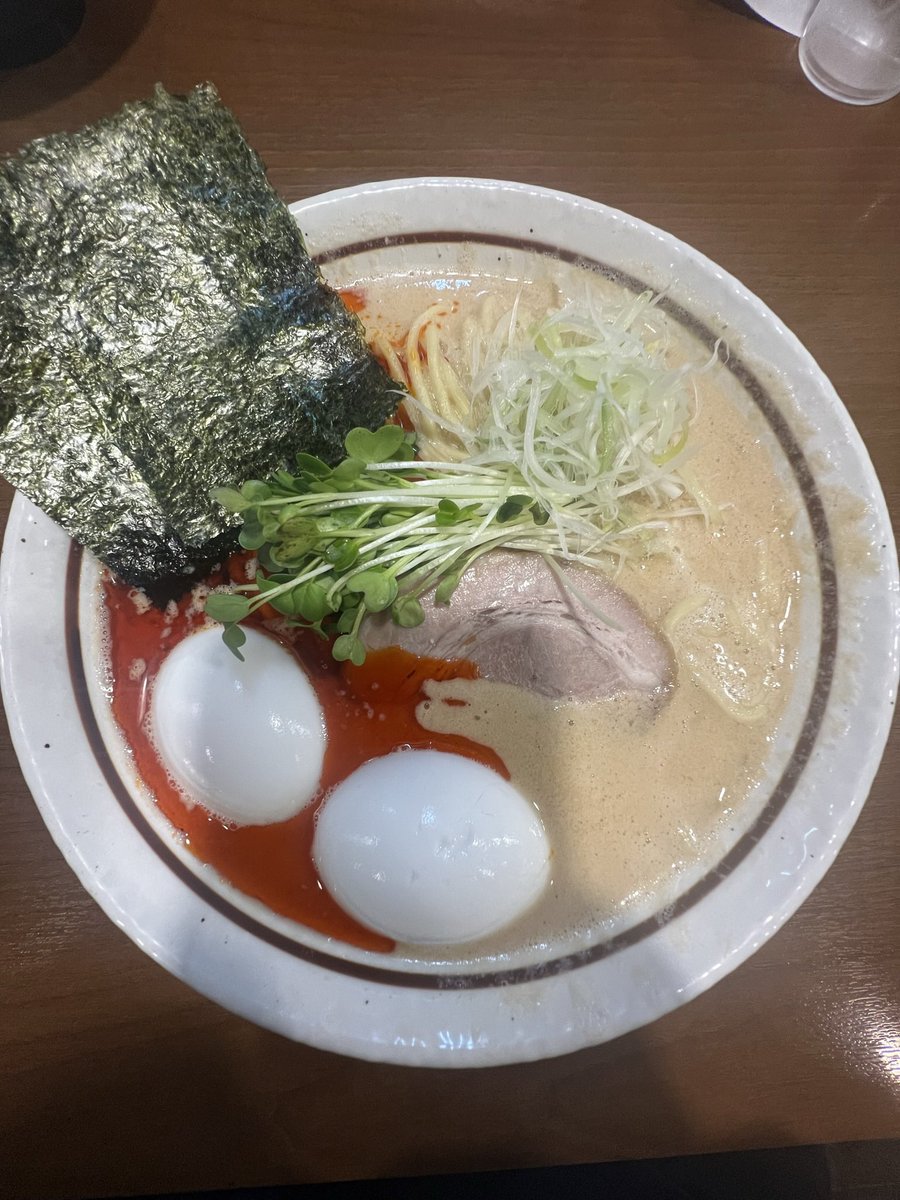 ramenmanzz's tweet image. 📍長後 のとやま(能登山)本店
ナッツのタンタン麺(890円)
ライス食べ放題(70円)
ダシ注射式玉子こい味(130円)
ダシ注射式玉子厳選ゴマ油味(150円)
自己評価★★★★★
安定の味とコスパ🍜ここの担々麺はうますぎます!ライスと合うから食べ過ぎる!!
ご馳走様でした😋
