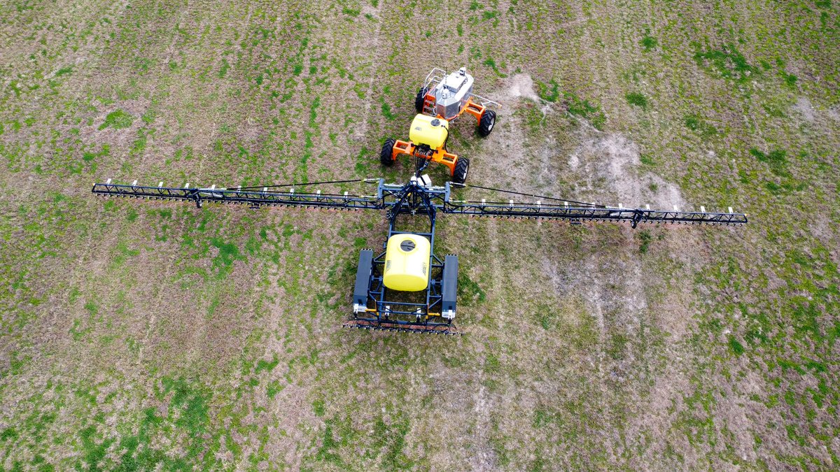 🚜 Think farm autonomy is still years away? Think again. WA grower <a href="/bungulla6409/">brad jones</a> chats SwarmFarm tech on his farm on #MSFFarmTalk podcast🎧Listen now: loom.ly/iYixui4
📍Grain Automate Expo 18th July🔗 Register: loom.ly/b0TuHzA
<a href="/thegrdc/">GRDC</a> <a href="/SPAA_Inc/">PrecisionAgAus(SPAA)</a>  #GrainAutomate