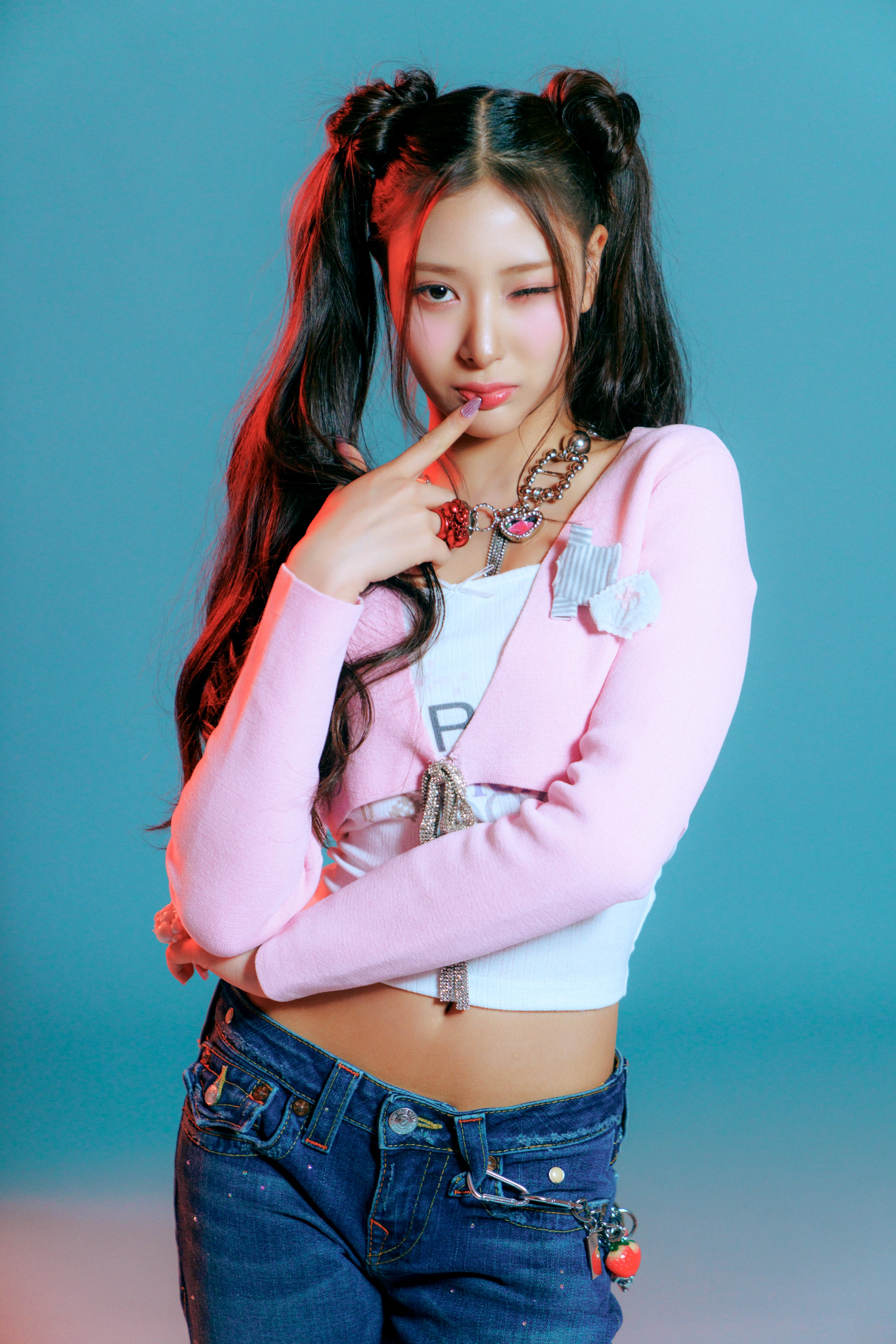 Gv3sLLbbUAAisLE?format=jpg&name=4096x4096