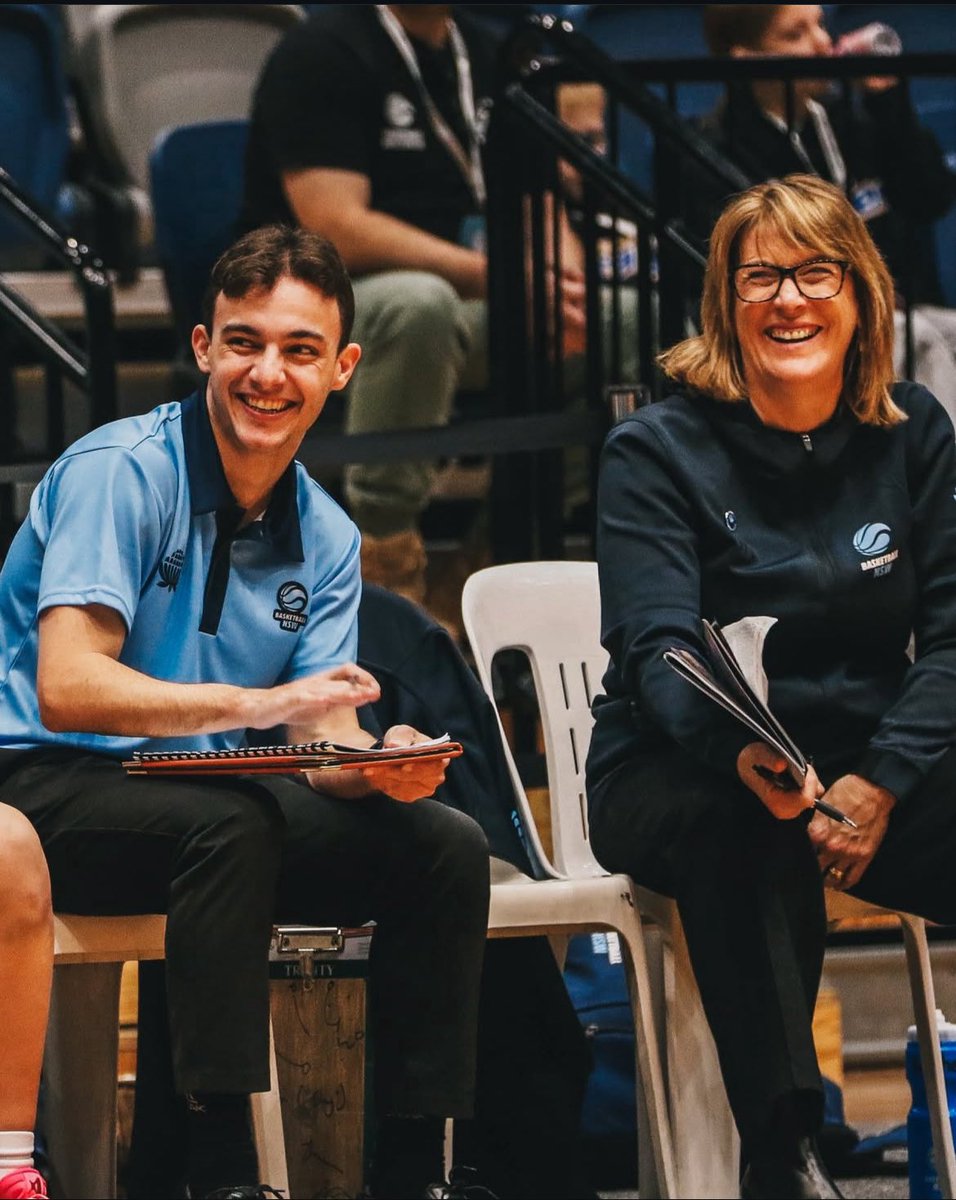 laurieflemingbb's tweet photo. Honoured to feature on the staff of the U16 NSW Metro Women for 2025 AJC.

A connected, resilient and adaptable group worked hard on their way to a🥈medal.

Lots of growth over the week, I am very proud of their efforts and what they came together to be! 🎏 https://t.co/kSiuGNuO8S