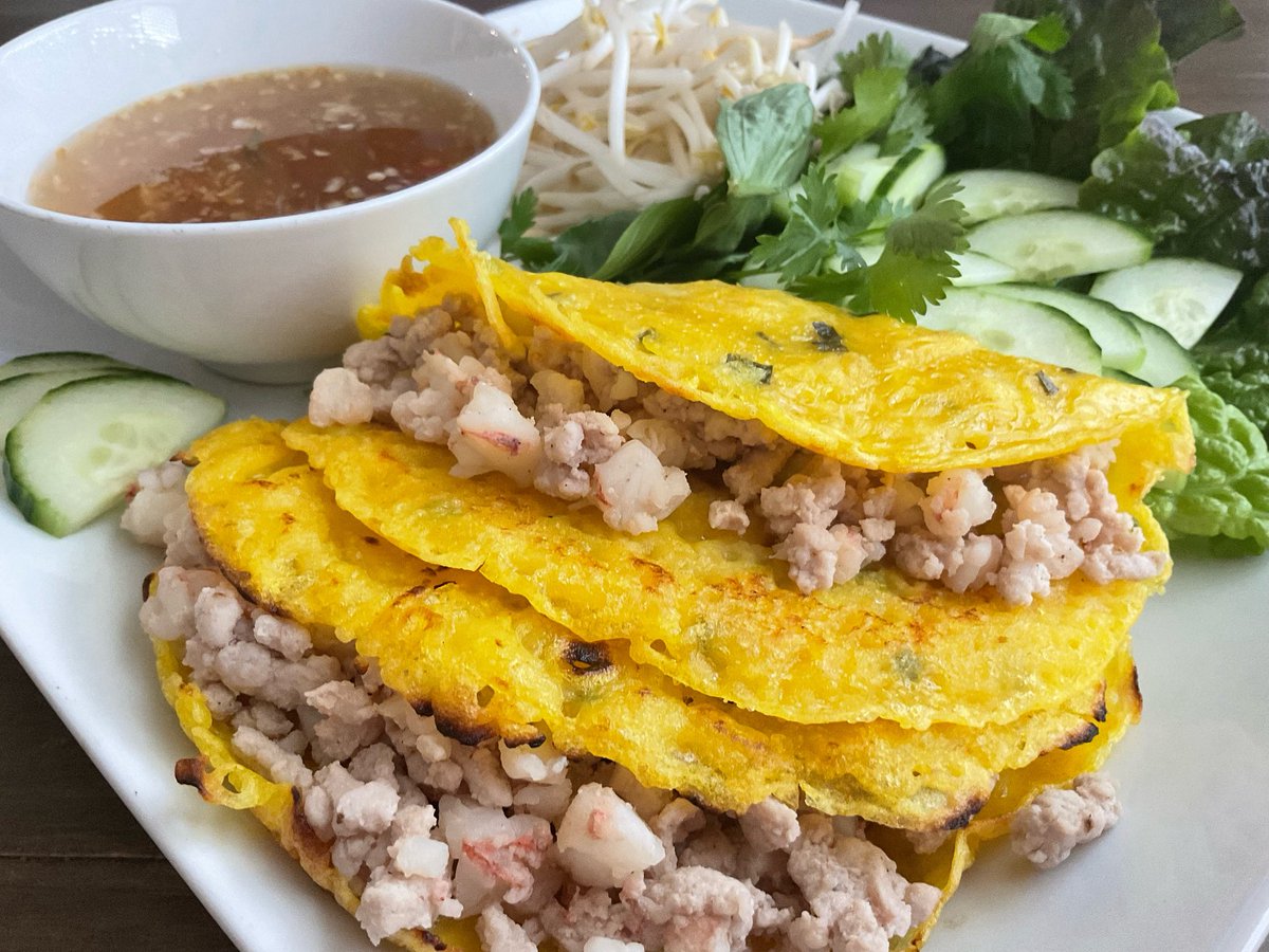 Made Bahn Xeo on stream tonight! It was a nice nostalgic dish that I made how my mom made it. Another dish going in my cookbook! Made 4 more offstream to eat for dinner. So good and I’m already craving more! #Twitch #cooking #recipe