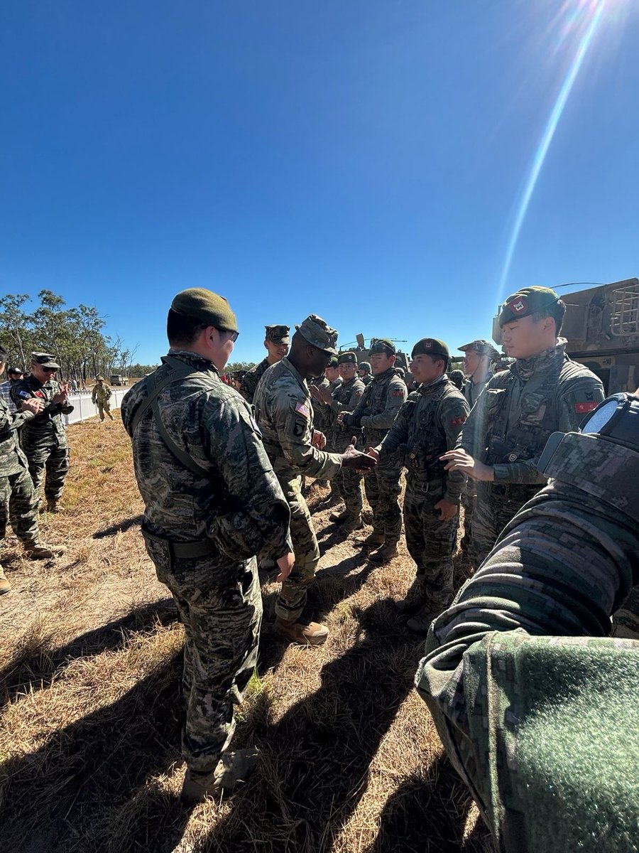CDRUNCCFCUSFK's tweet image. Observing our ROK Marine ally during this live-fire exercise at Talisman Sabre showcases the strength and readiness of our alliance.

➡️ dvidshub.net/news/542779/us…