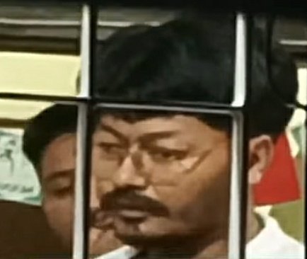 अर्चिता फुकन की पॉर्न इंडस्ट्री से जुड़ी कहानी फेक! डिब्रूगढ़ पुलिस की जांच में खुलासा- अर्चिता DEEPFAKE AI साइबर क्राइम की शिकार। उसके एक्स-ब्वॉयफ्रेंड प्रतिम बोरा ने AI से अश्लील वीडियो/फोटो बनाकर बदनाम किया। पुलिस ने प्रतिम को गिरफ्तार किया,